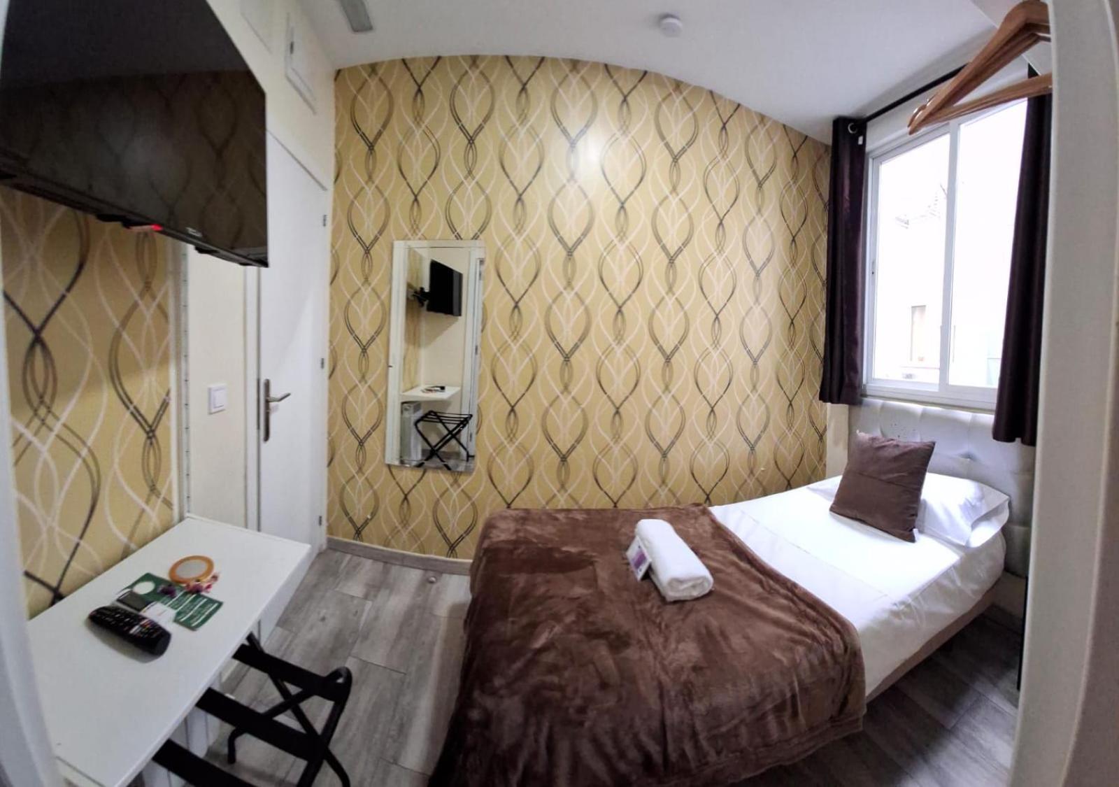 Ch Cruz Madrid Hotel Luaran gambar